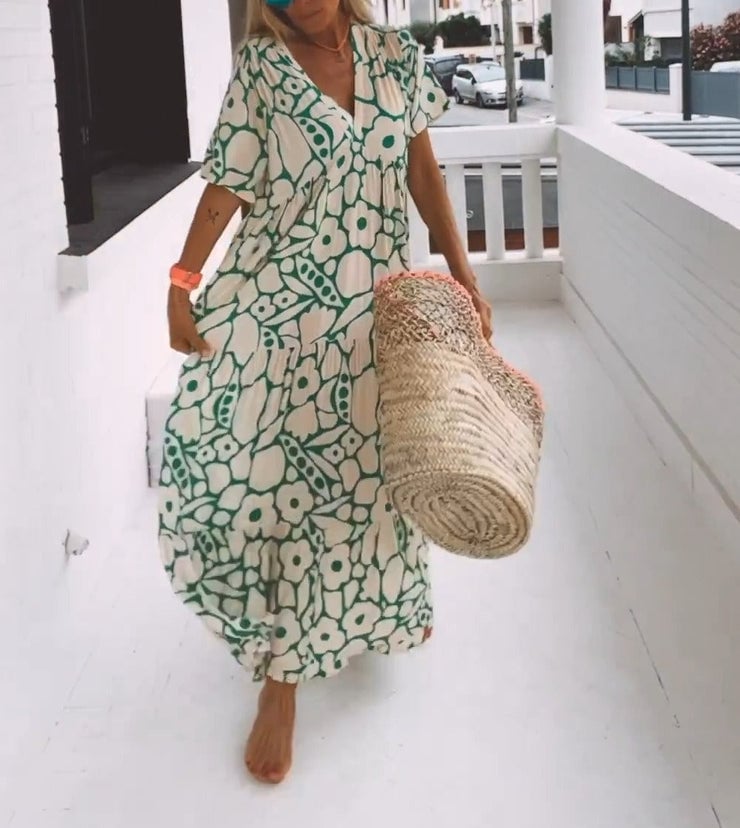 Carmen | Ibiza-style dress with a bohemian floral print