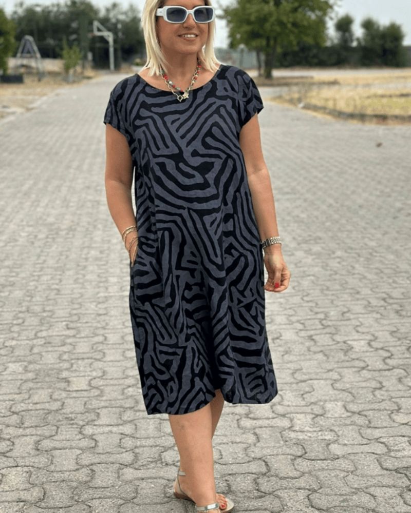 Ellen – Summer Dress with Round Neck and Beautiful Print