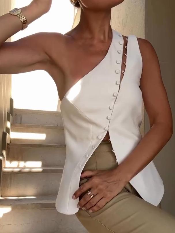 Azura | One-Shoulder Button Detail Top