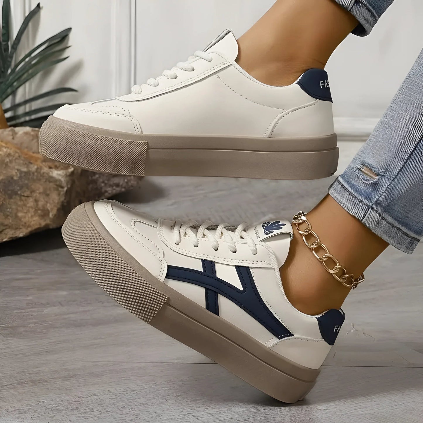 Sia | Low top sneaker