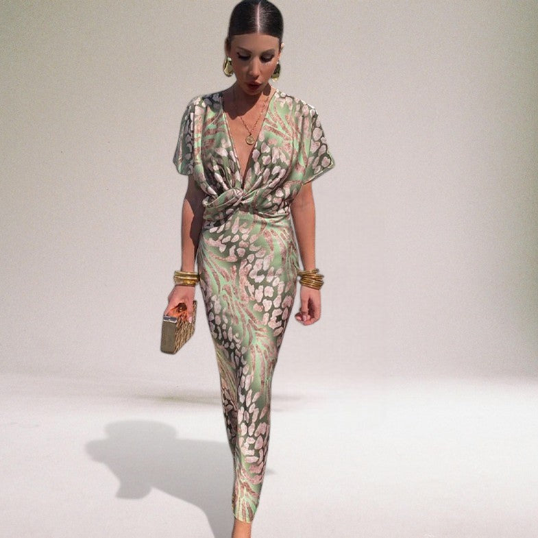 Daisy | Elegant Maxi dress with Unique V-Neck