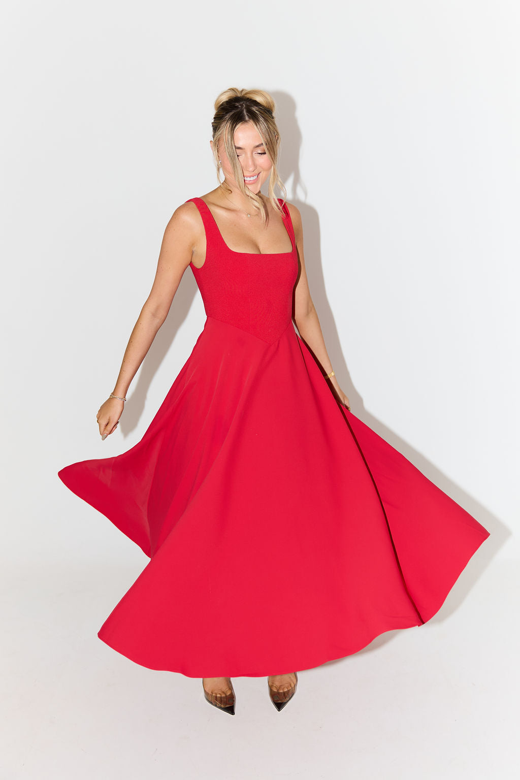 Emily | Timeless Flowy Midi Dress