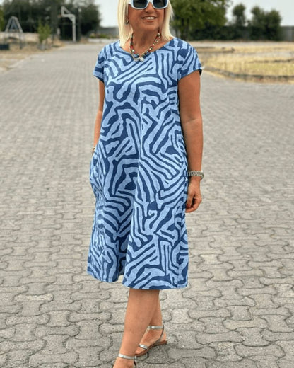 Ellen – Summer Dress with Round Neck and Beautiful Print