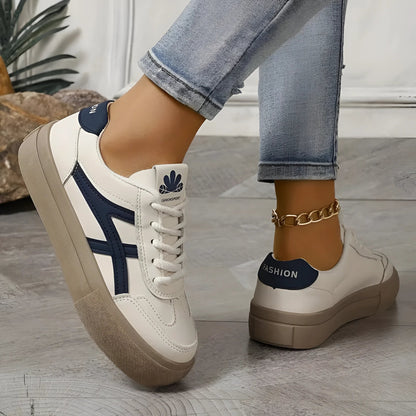 Sia |  Low top sneaker