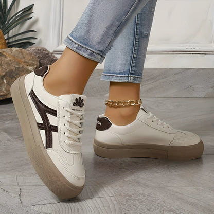 Sia |  Low top sneaker