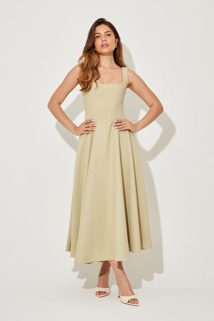 Emily | Timeless Flowy Midi Dress